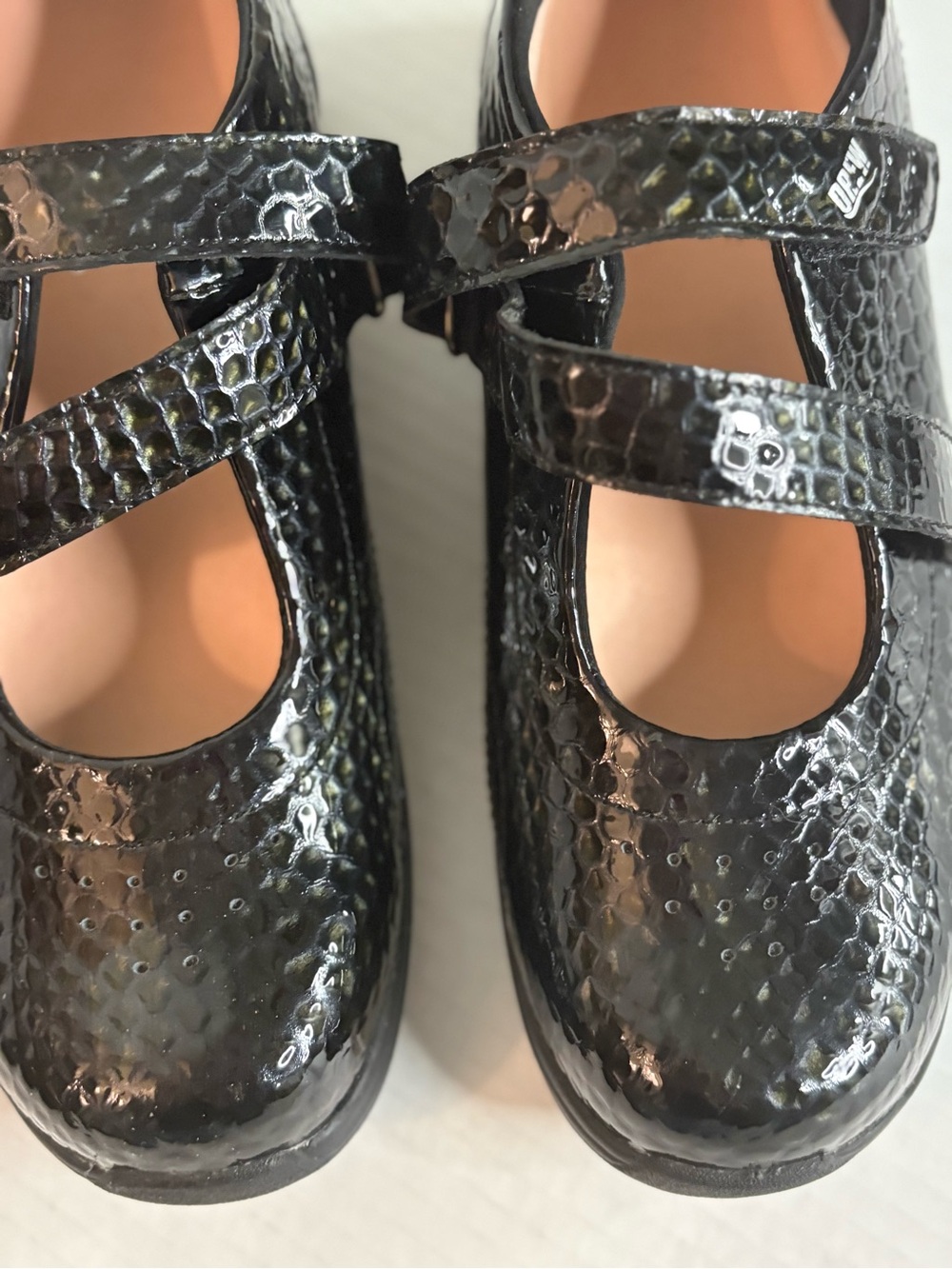 Drew Rose Mary Jane Croc Patent Leather Double Velcro Strap Size 7